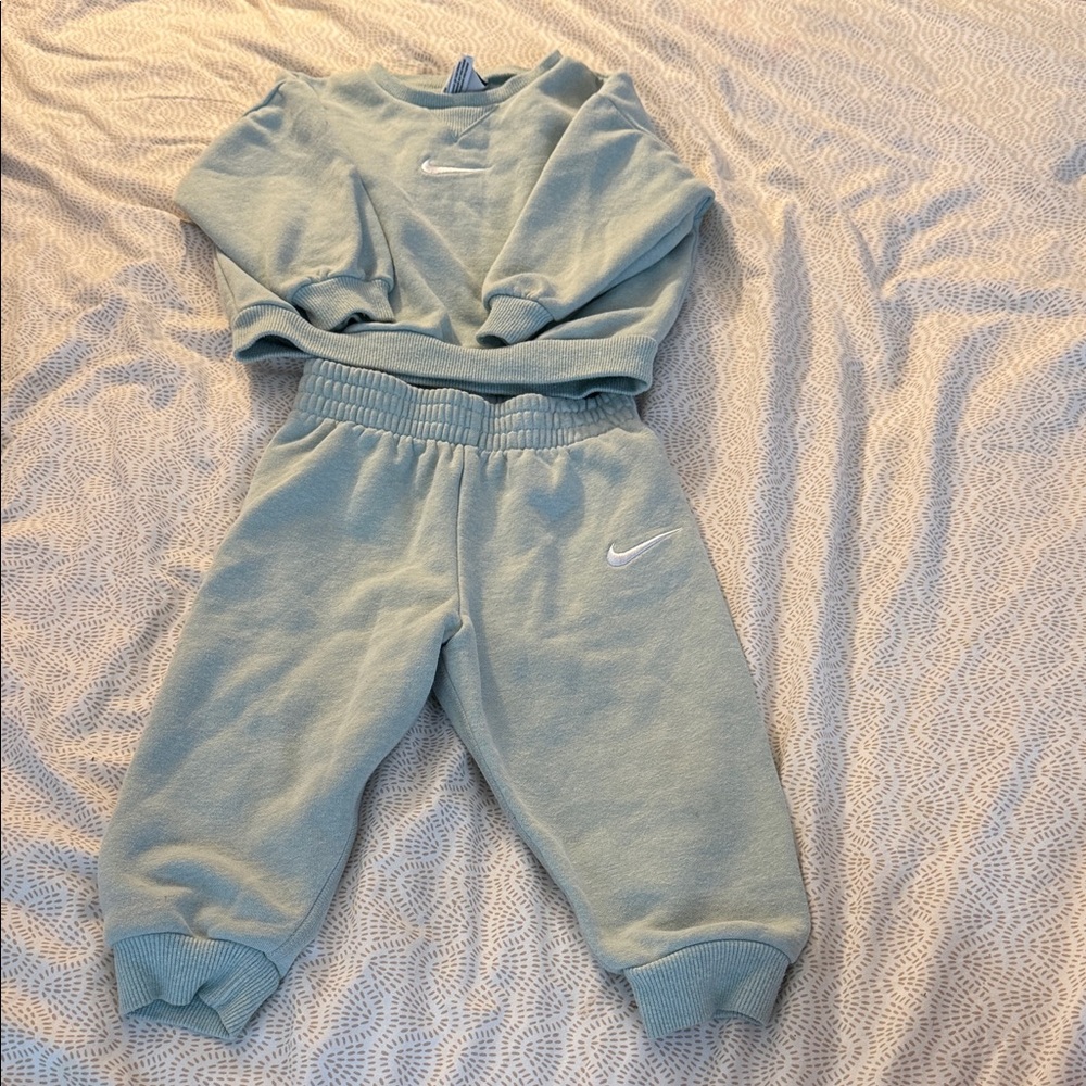Nike Kids Mint Green Joggers Set